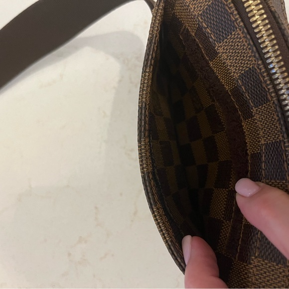 Louis Vuitton Waist Bag - Picture 3 of 6